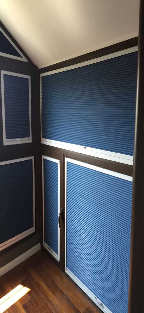 办公室百叶定制 家用卷帘 上海胜木窗饰有限公司